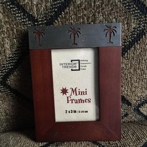 Tropical mini frame.